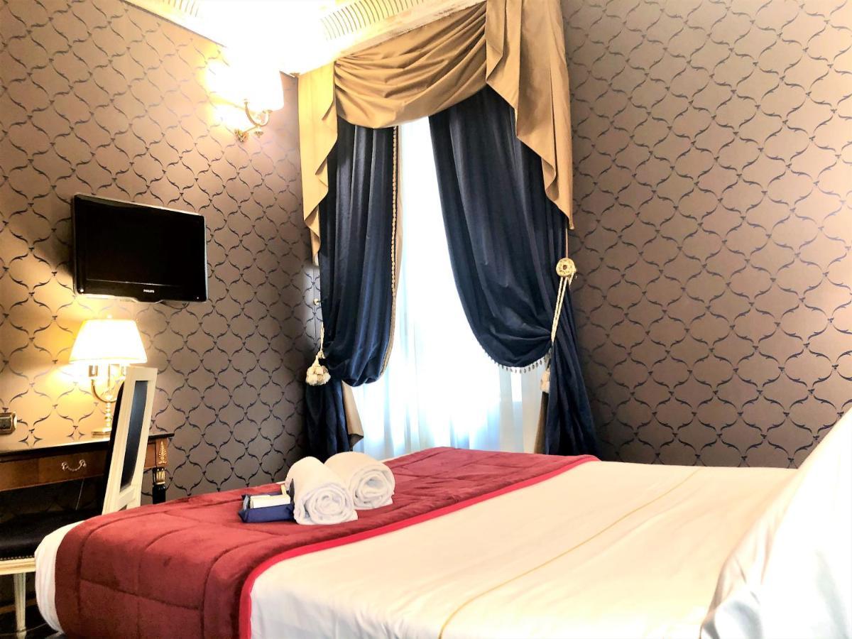 Hotel Manfredi Suite In Róma Kültér fotó