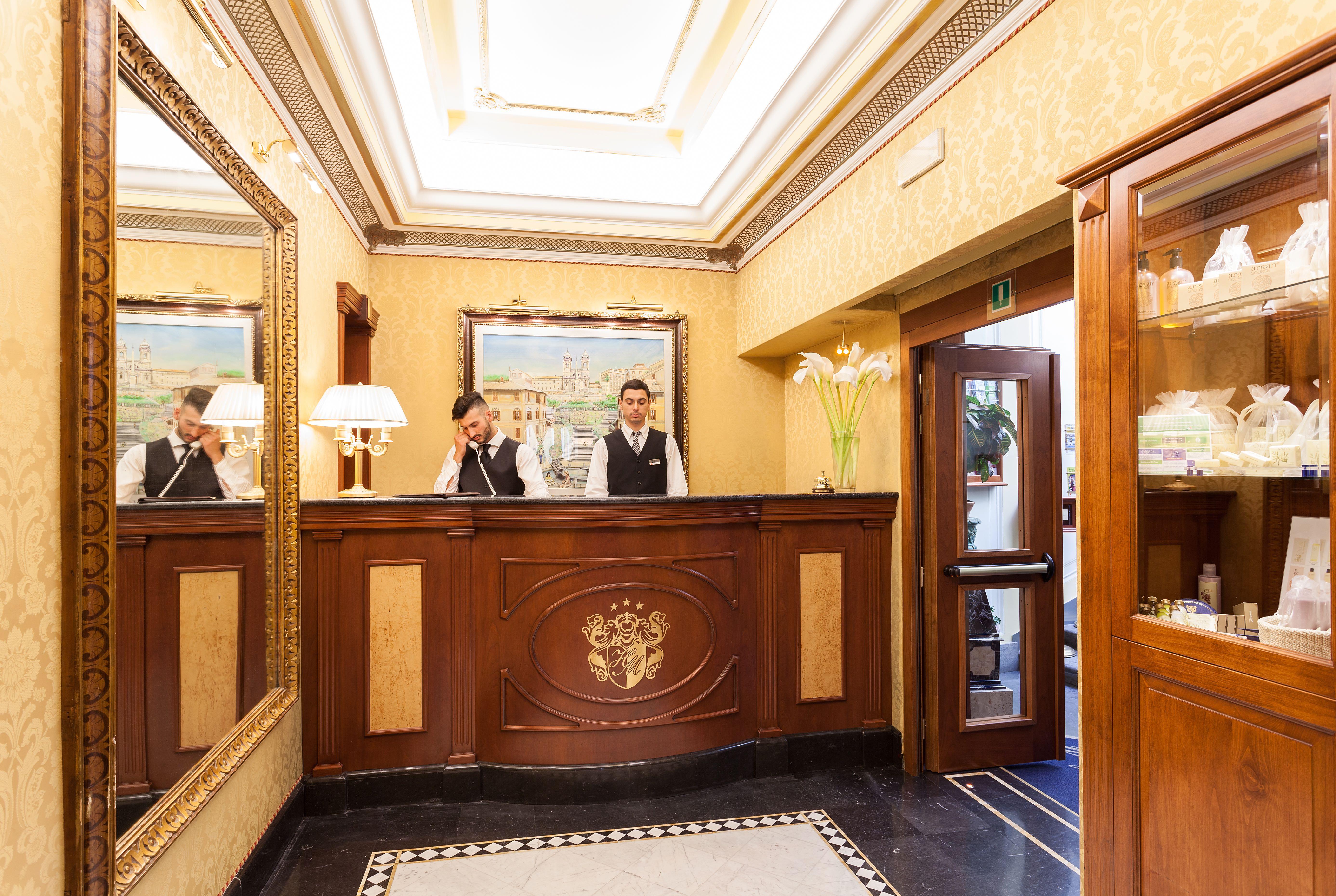 Hotel Manfredi Suite In Róma Kültér fotó